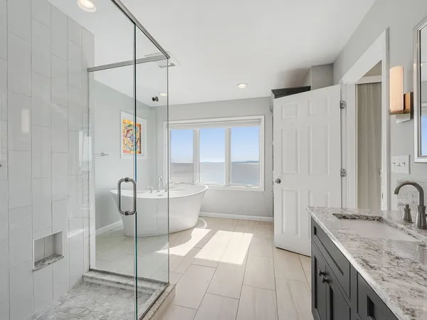 $1,295,000 | 346 Broadlake Road, Colchester, VT 05446