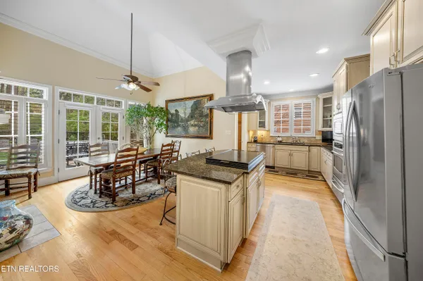 $999,000 | 842 Prince George Parish Drive, Knoxville, TN 37934