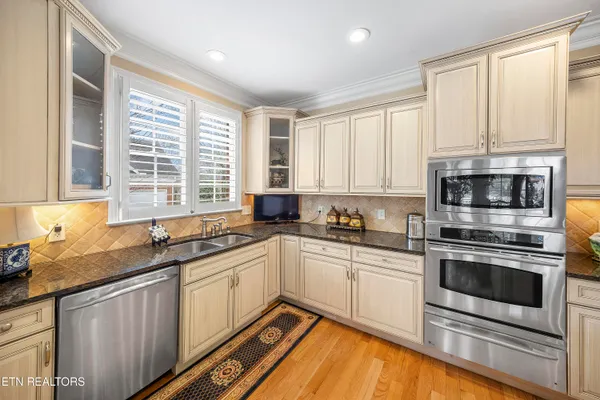 $999,000 | 842 Prince George Parish Drive, Knoxville, TN 37934
