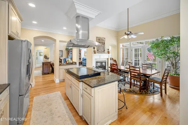 $999,000 | 842 Prince George Parish Drive, Knoxville, TN 37934