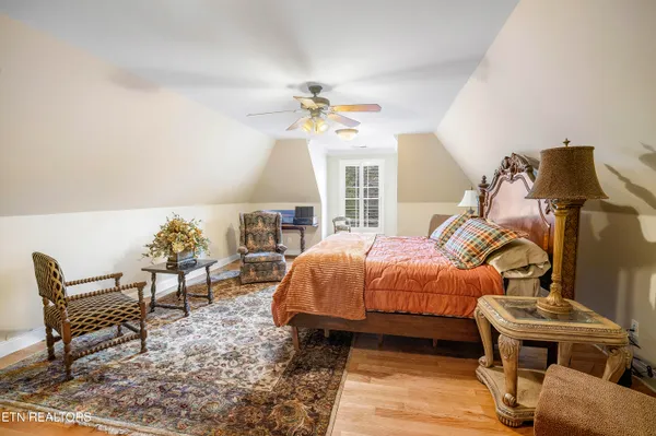 $999,000 | 842 Prince George Parish Drive, Knoxville, TN 37934
