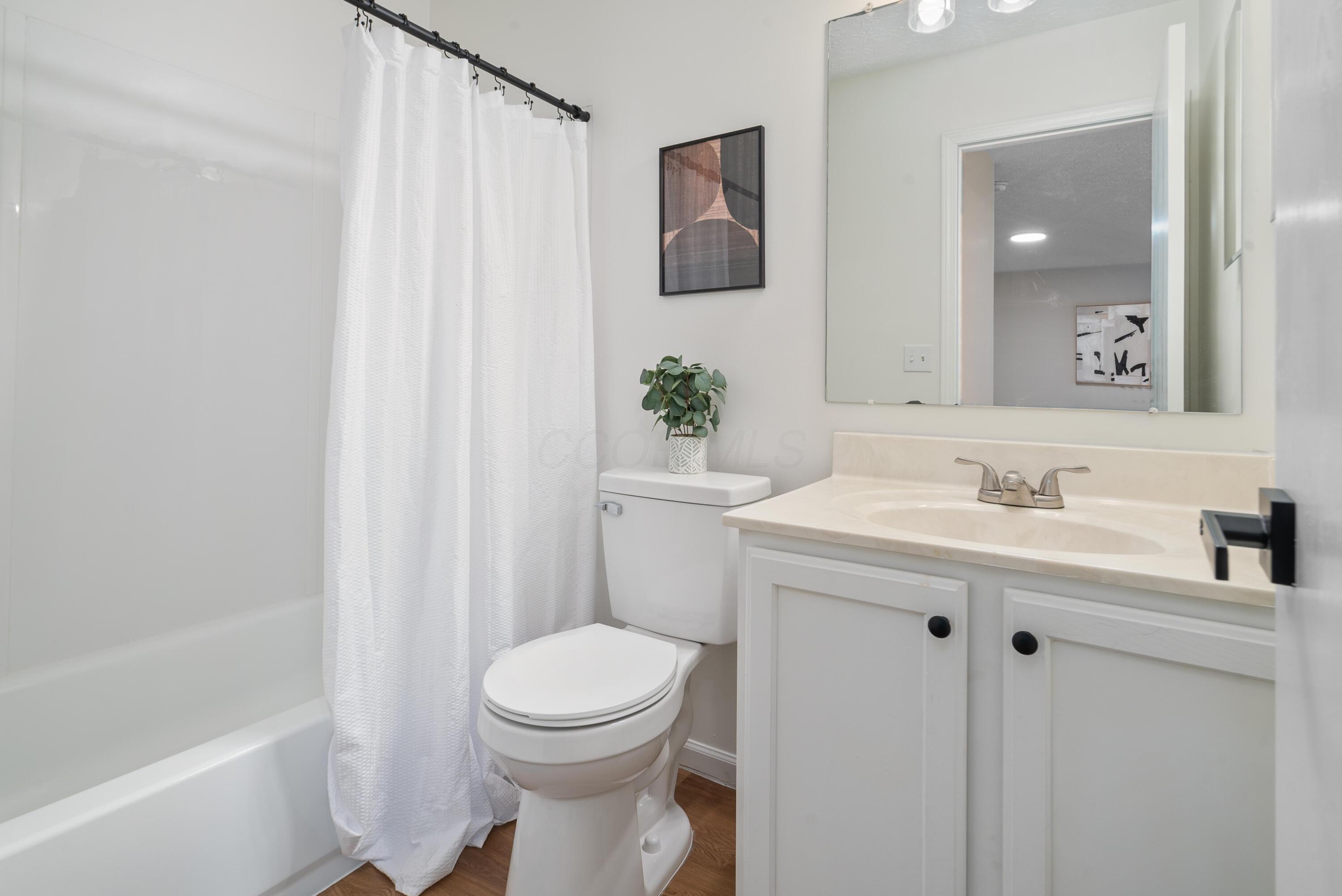 2745 Northwold Road Columbus, OH 43231 - Photo 23 of 41 23