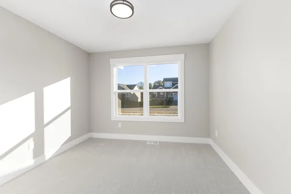 $387,500 | 9341 Shimano Drive, Portland, MI 48875