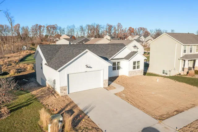 $395,000 | 9341 Shimano Drive, Portland, MI 48875