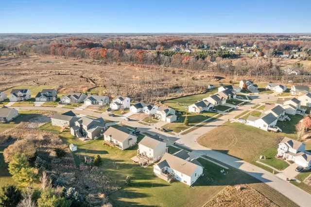 $395,000 | 9341 Shimano Drive, Portland, MI 48875