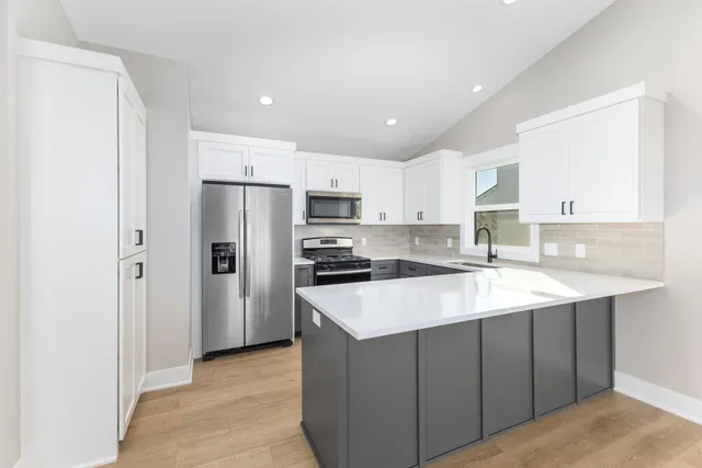 $395,000 | 9341 Shimano Drive, Portland, MI 48875