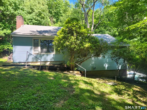 $400,000 | 39 Taylor Road, Bethel, CT 06801