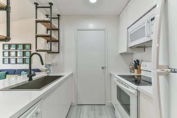 $164,990 | 3506 Cove View Boulevard, Unit 1612, Galveston, TX 77554