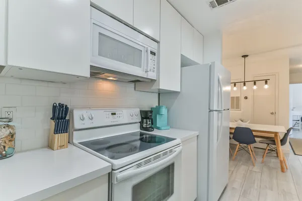 $164,990 | 3506 Cove View Boulevard, Unit 1612, Galveston, TX 77554