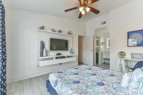 $164,990 | 3506 Cove View Boulevard, Unit 1612, Galveston, TX 77554