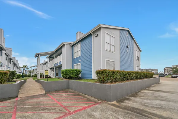 $164,990 | 3506 Cove View Boulevard, Unit 1612, Galveston, TX 77554