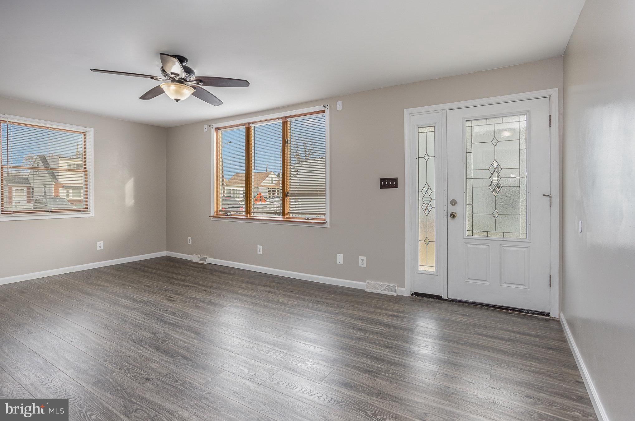 8113 Longpoint Road Dundalk, MD 21222 - Photo 4 of 26