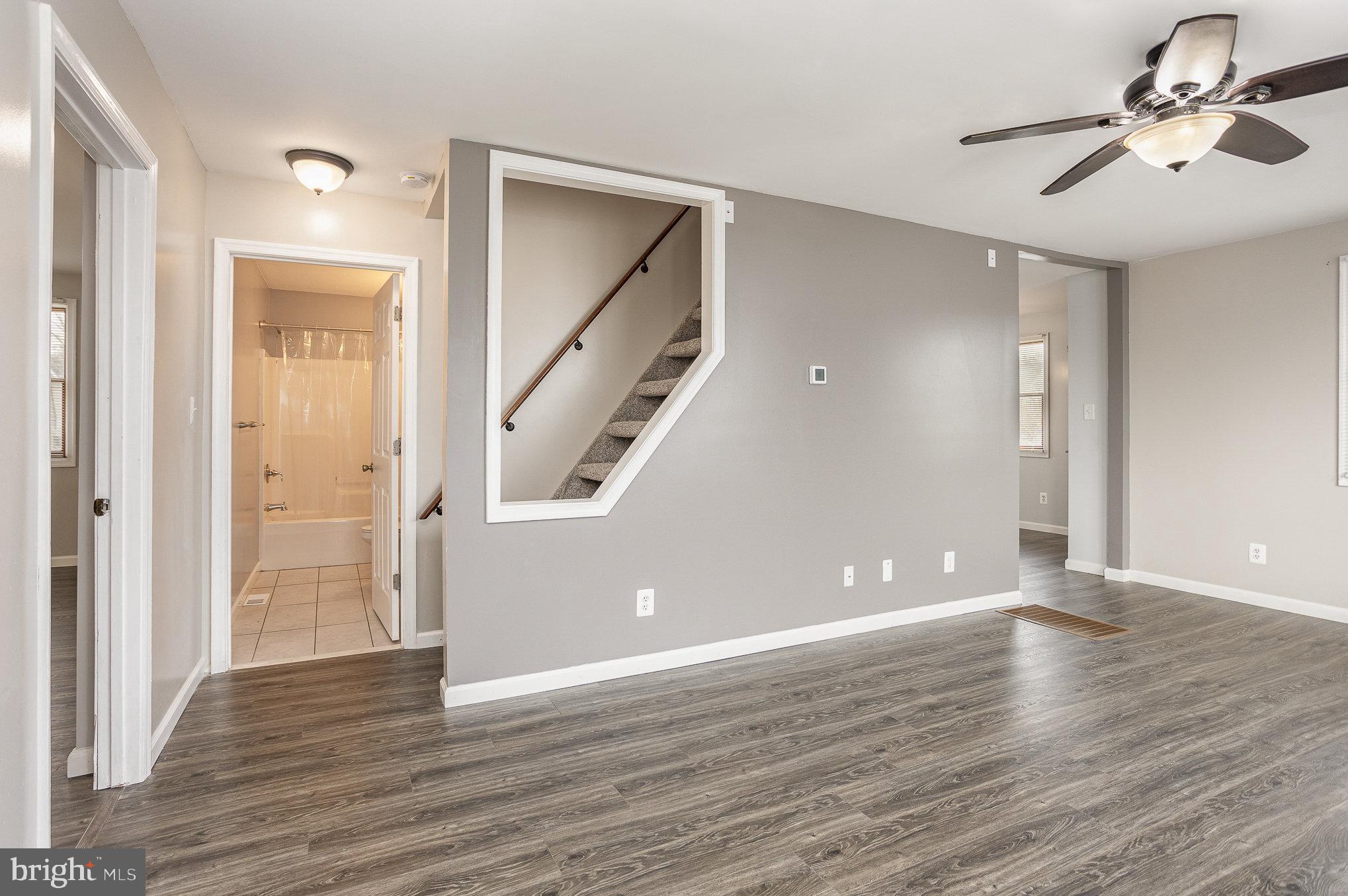 8113 Longpoint Road Dundalk, MD 21222 - Photo 6 of 26