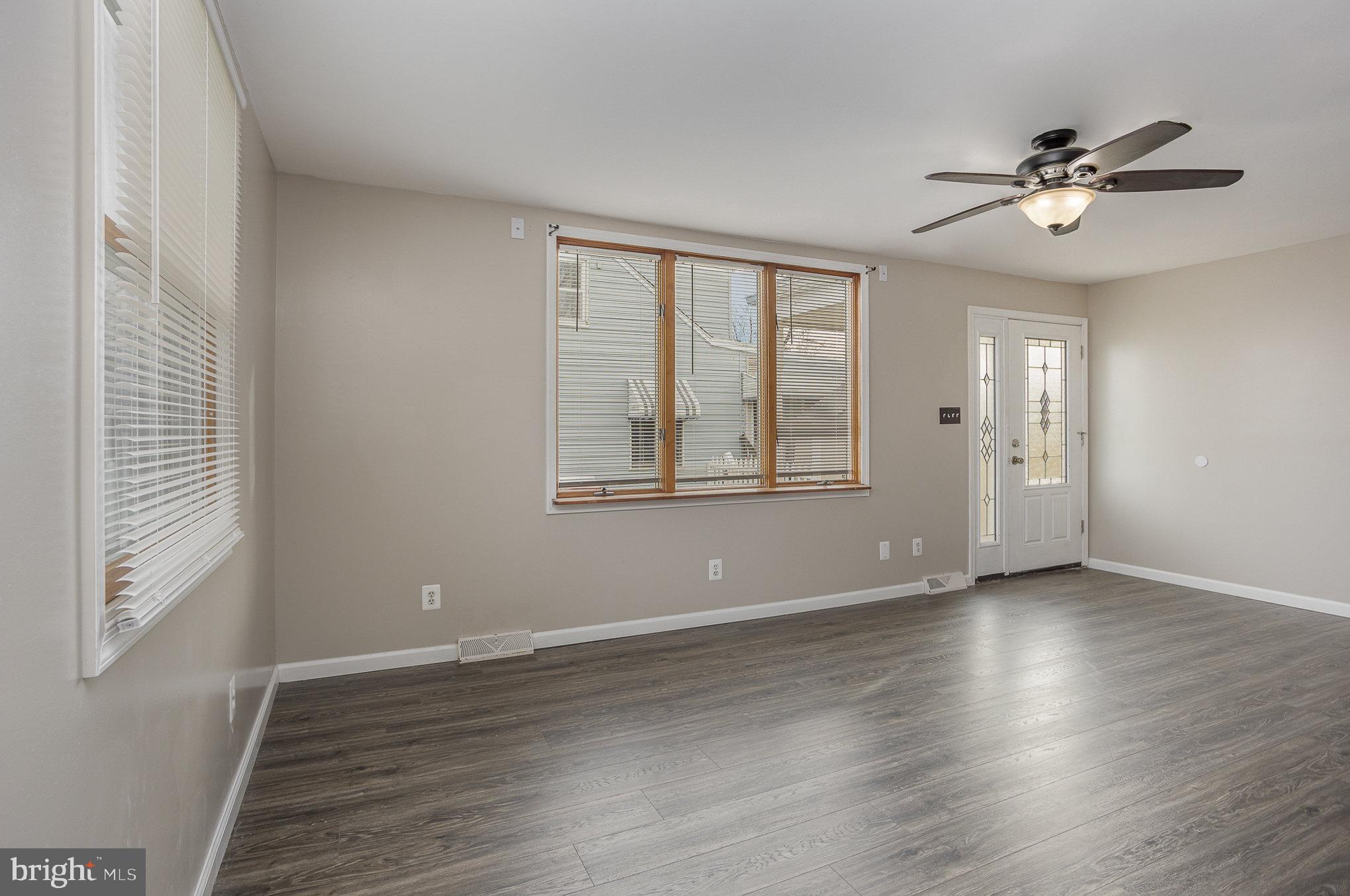 8113 Longpoint Road Dundalk, MD 21222 - Photo 7 of 26