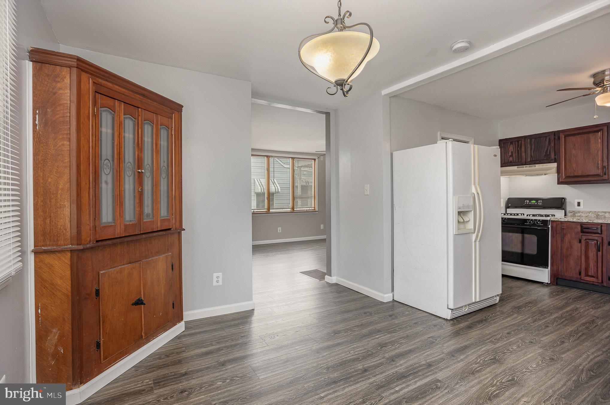 8113 Longpoint Road Dundalk, MD 21222 - Photo 9 of 26