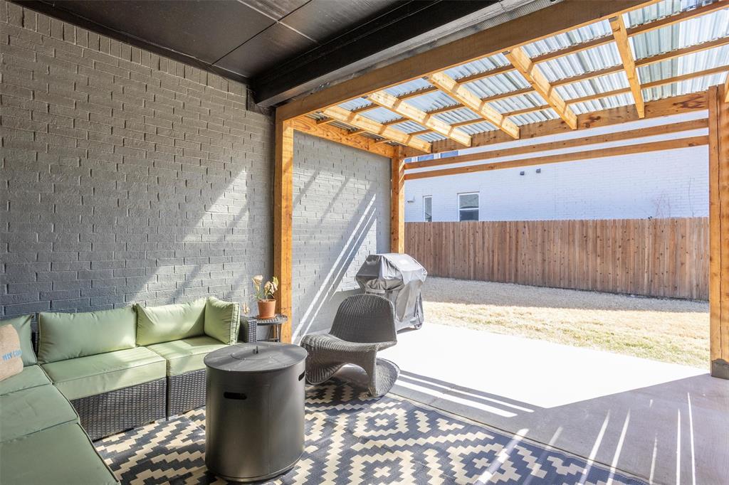 6033 Strada Cove Fort Worth, TX 76123 - Photo 33 of 35 a view of a couches and table in the patio