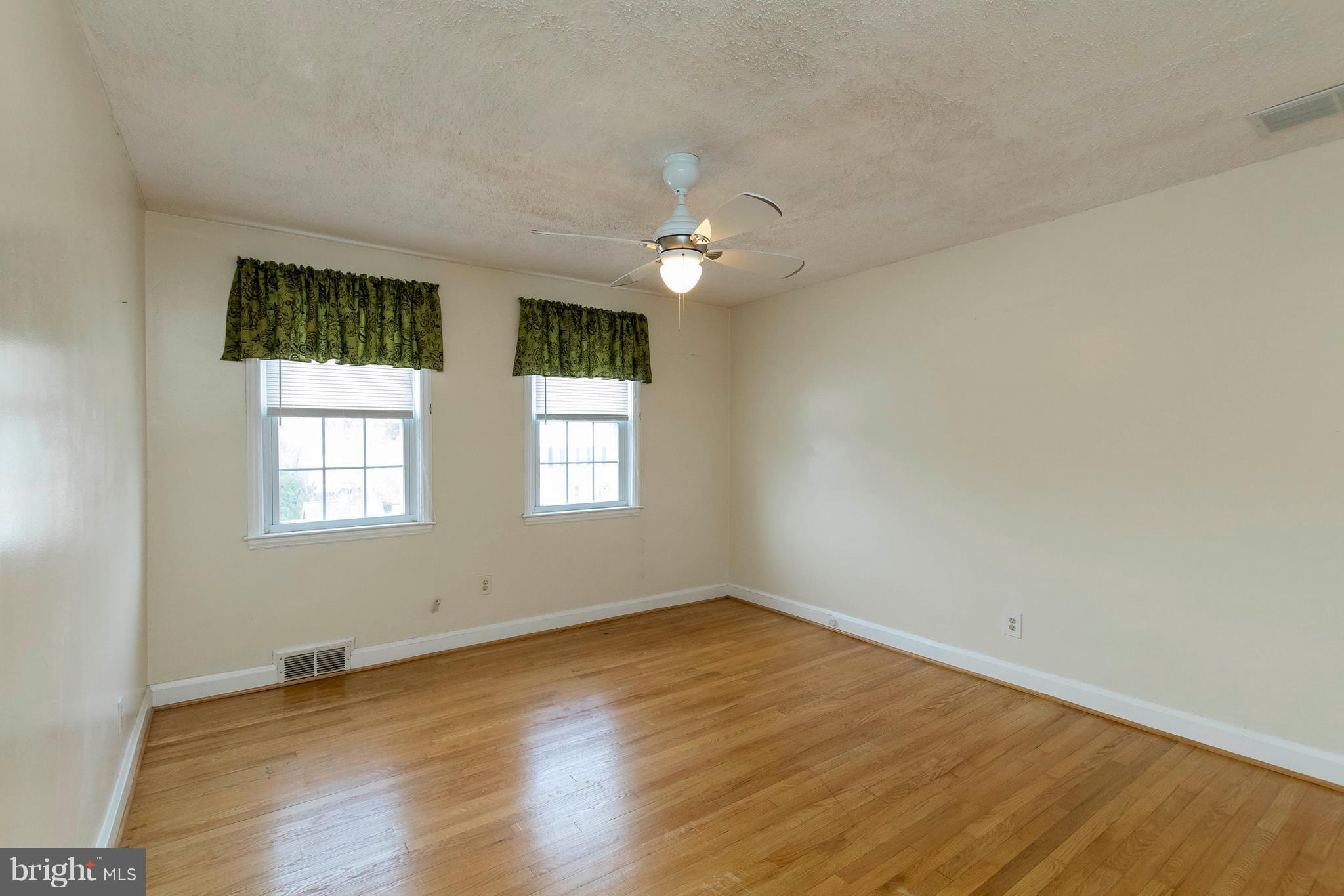 1906 Edgewood Road Towson, MD 21286 - Photo 22 of 30 Bedroom (Master)