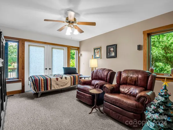 $784,500 | 181 Highland Heights, Lake Lure, NC 28746