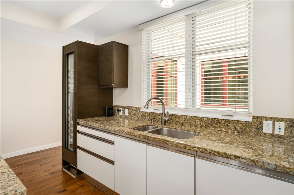 215 2nd Street, Unit 101 Encinitas, CA 92024 - Photo 8 of 25