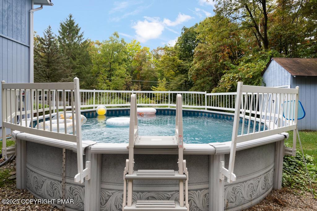 1345 Highway 715 Stroudsburg, PA 18360 - Photo 34 of 35 a balcony with furniture