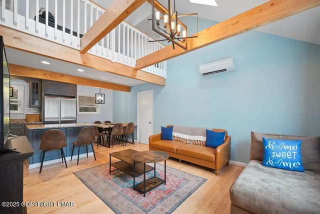 $2,750 | 1345 Highway 715, Stroudsburg, PA 18360