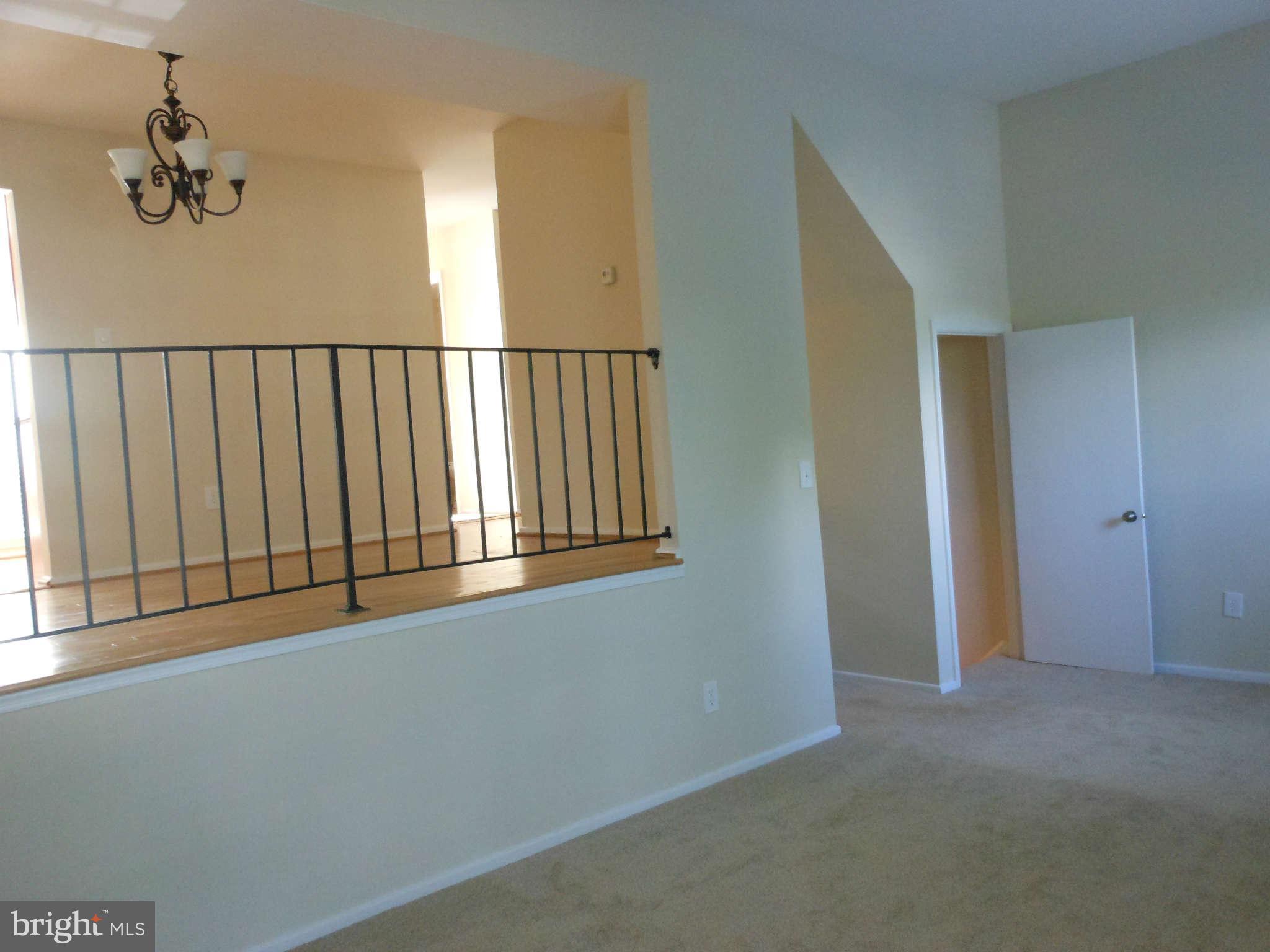 5505 Miles Court Springfield, VA 22151 - Photo 2 of 24 Living Room