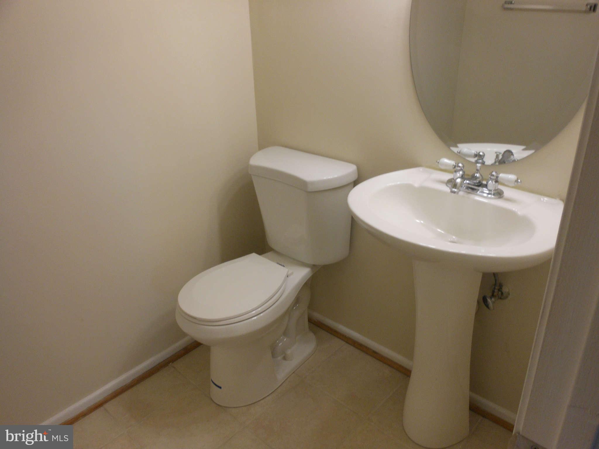 5505 Miles Court Springfield, VA 22151 - Photo 14 of 24 Bath