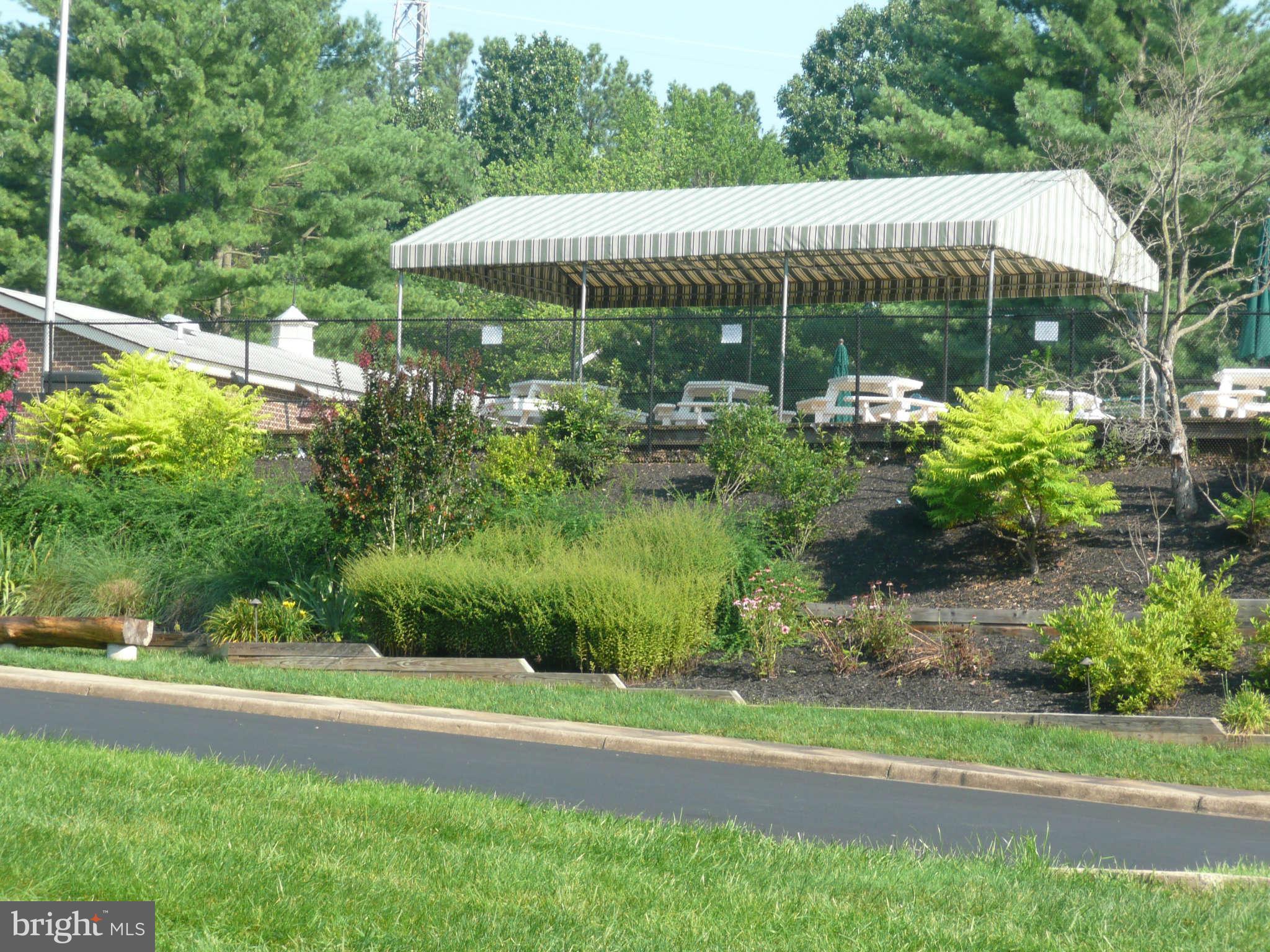 5505 Miles Court Springfield, VA 22151 - Photo 18 of 24 Community
