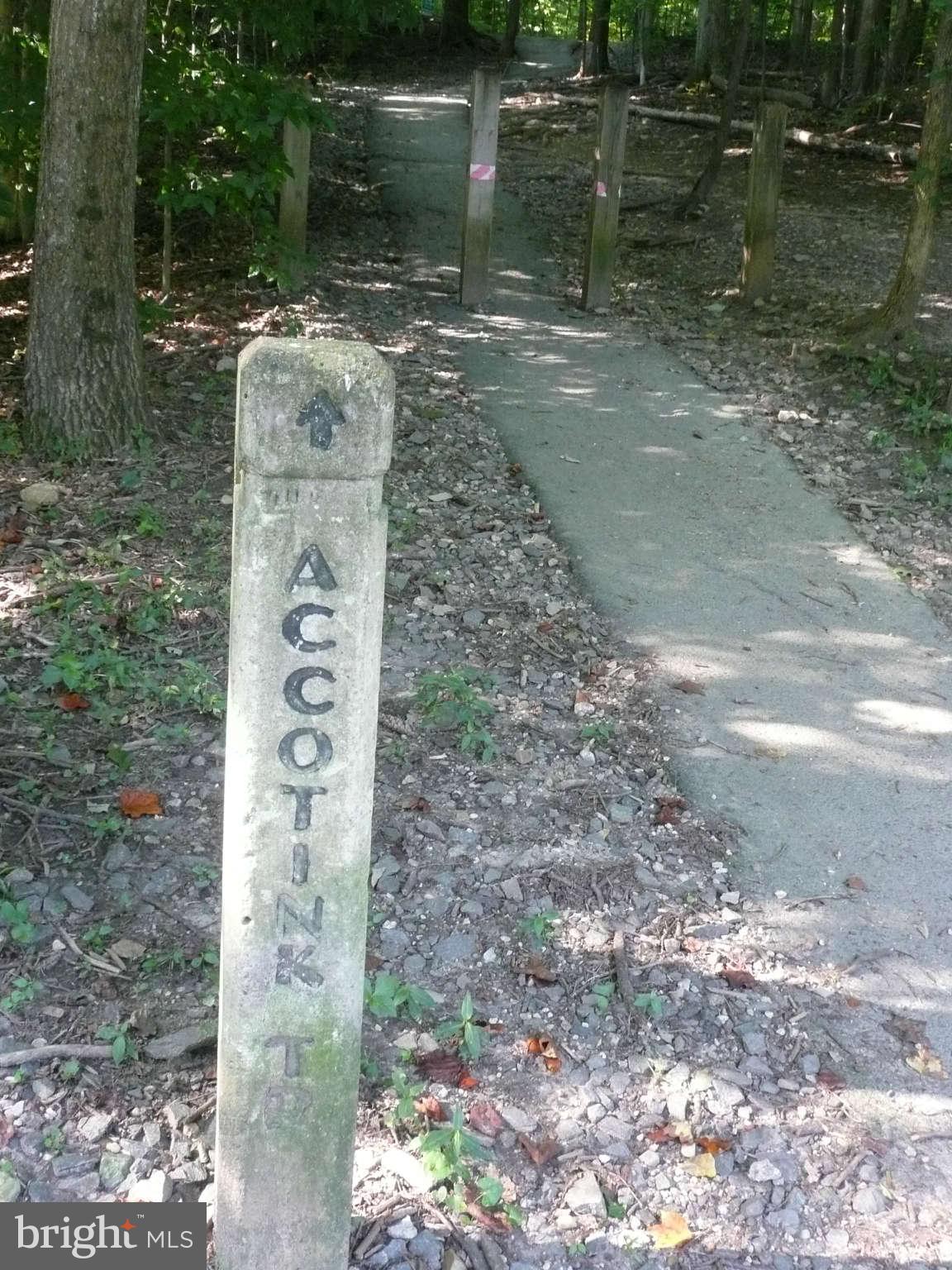 5505 Miles Court Springfield, VA 22151 - Photo 21 of 24 Lake Accotink Park Entrance
