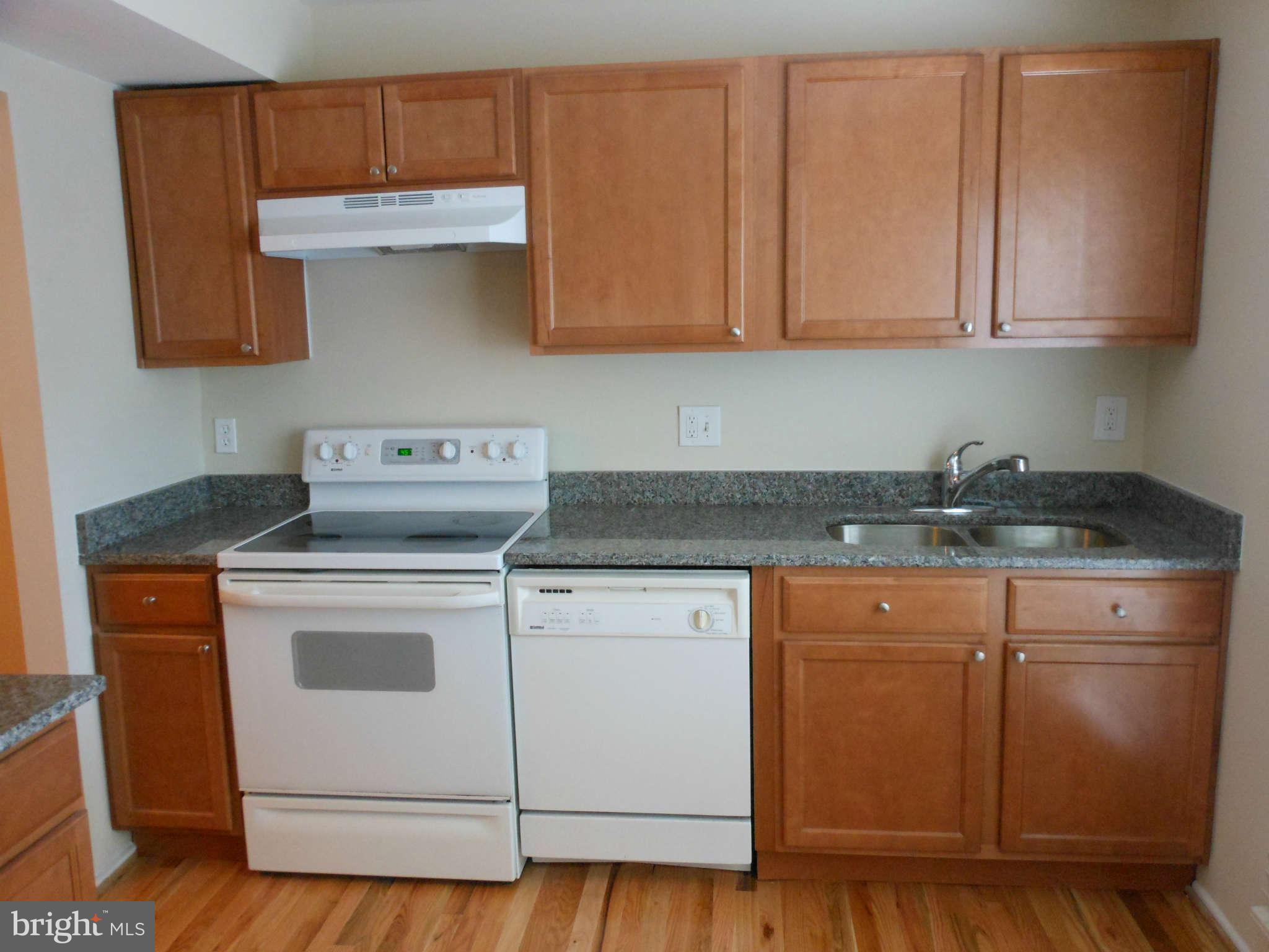 5505 Miles Court Springfield, VA 22151 - Photo 6 of 24 Kitchen