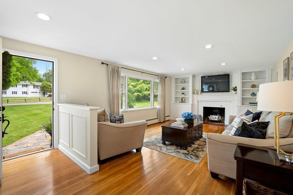 470 Boston Road Sutton, MA 01590 - Photo 7 of 32