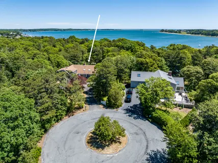 $895,000 | 9 Mallard Lane, Harwich, MA 02645