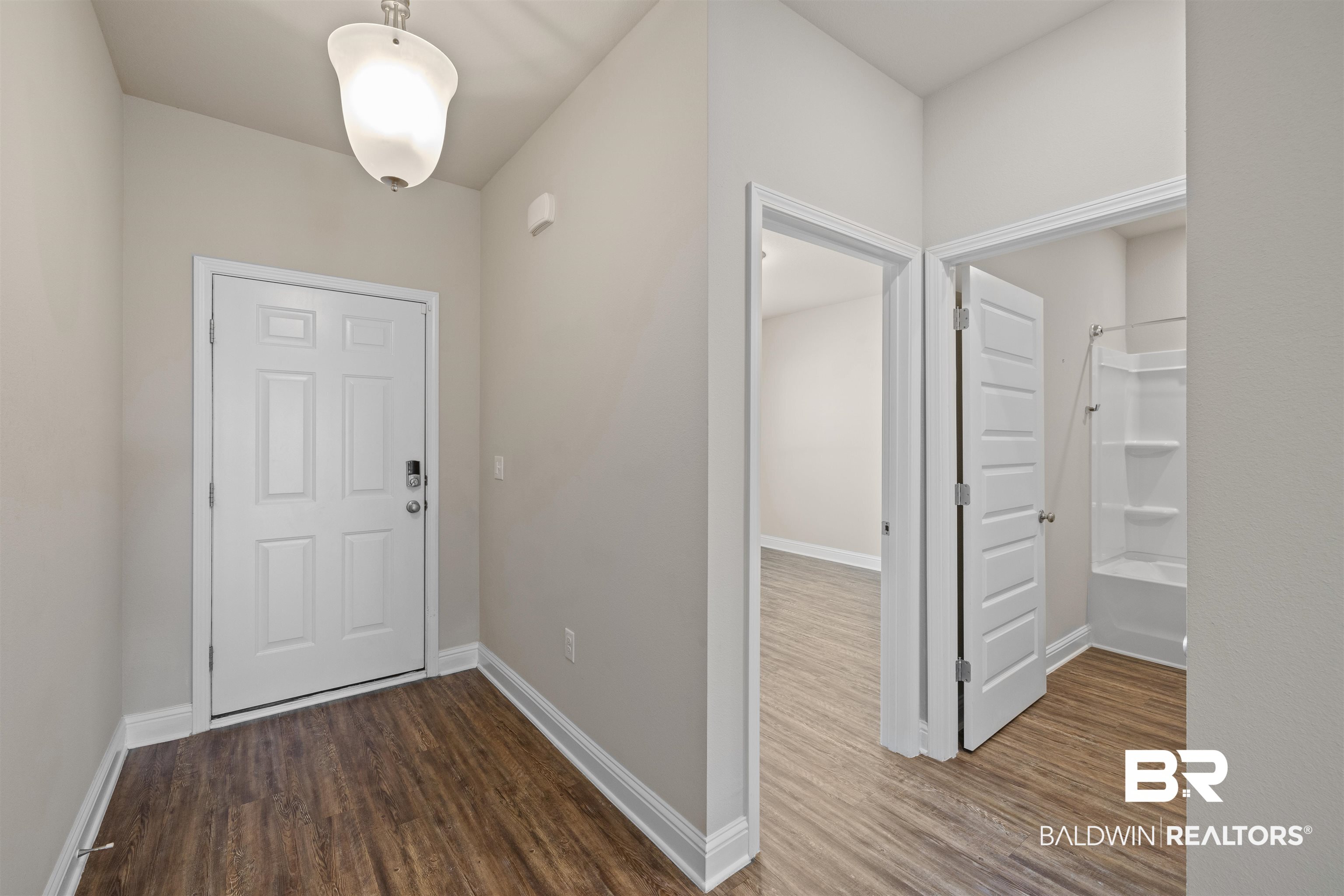 9336 Swan Point Road Daphne, AL 36526 - Photo 13 of 37 Gallery Image 13