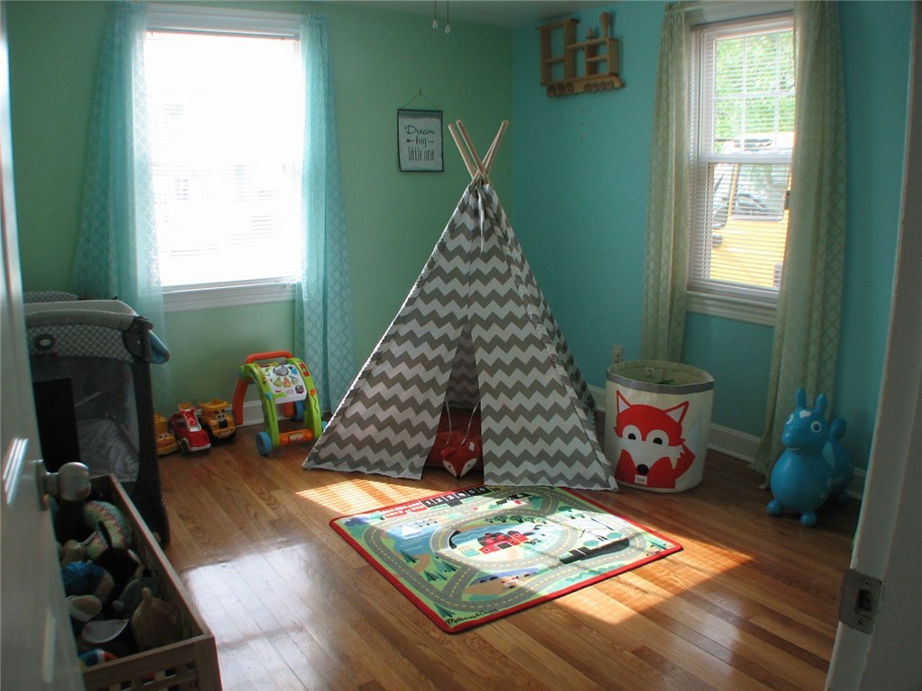 15 Ruth Street Pawtucket, RI 02861 - Photo 8 of 17 1st floor bedroom