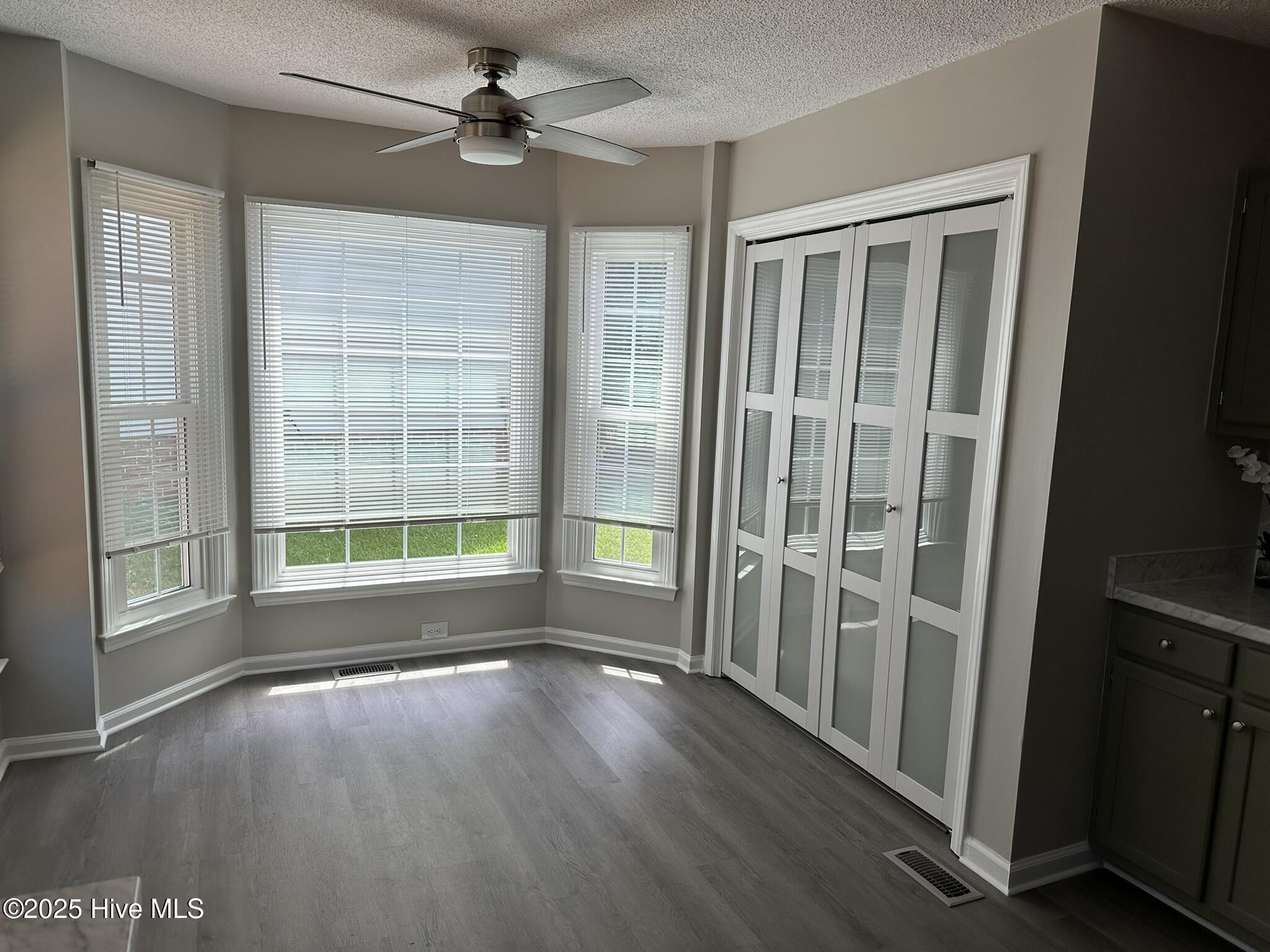 5216 Sutter Way Raleigh, NC 27613 - Photo 11 of 25 14