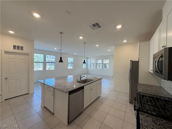 $2,300 | 3577 Credere Lane, Henderson, NV 89074