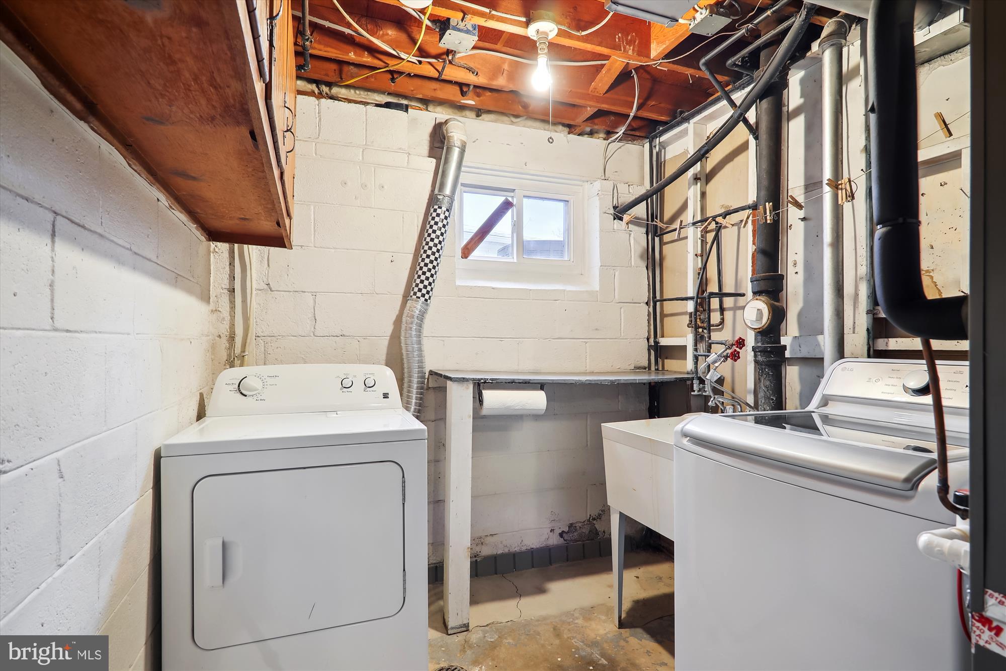4008 Byrd Road Kensington, MD 20895 - Photo 29 of 41 Laundry Room