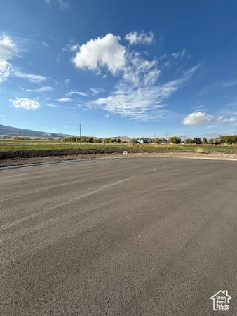 $251,750 | 1052 North 75th Street West, Unit 16, Mendon, UT 84325