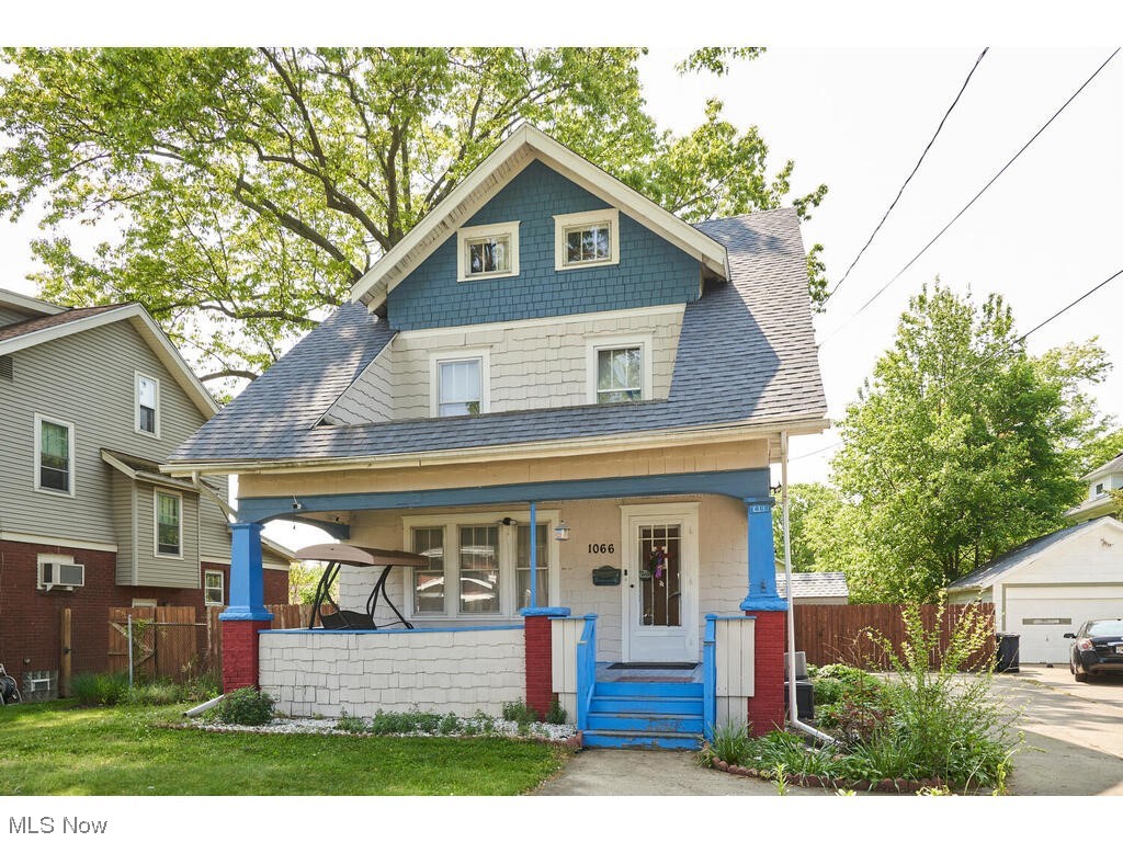 1066 Chalker Street Akron, OH 44310 - Photo 2 of 26 Gallery Image 2