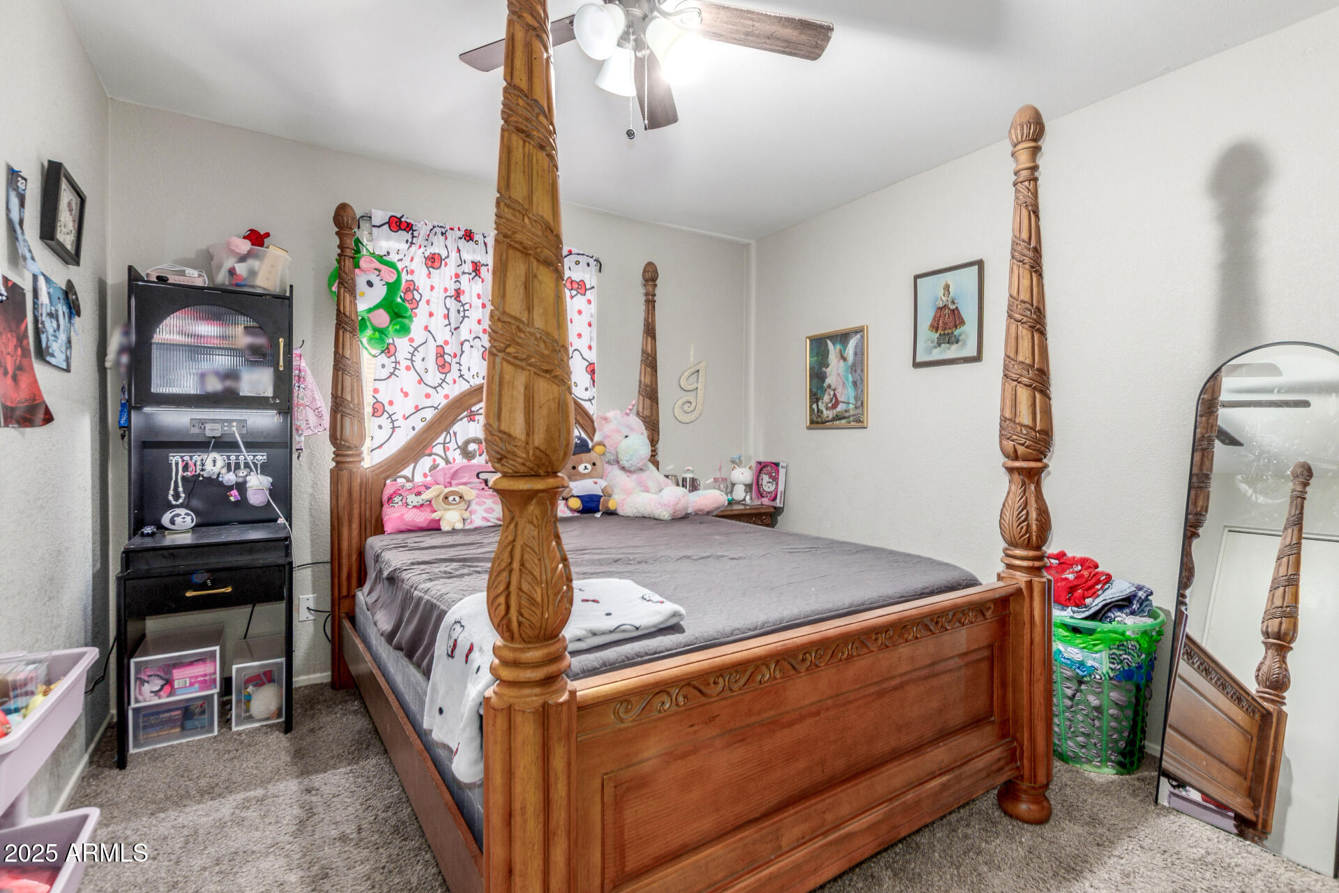 3654 West Shangri-la Road Phoenix, AZ 85029 - Photo 15 of 34 a room with toys and storage