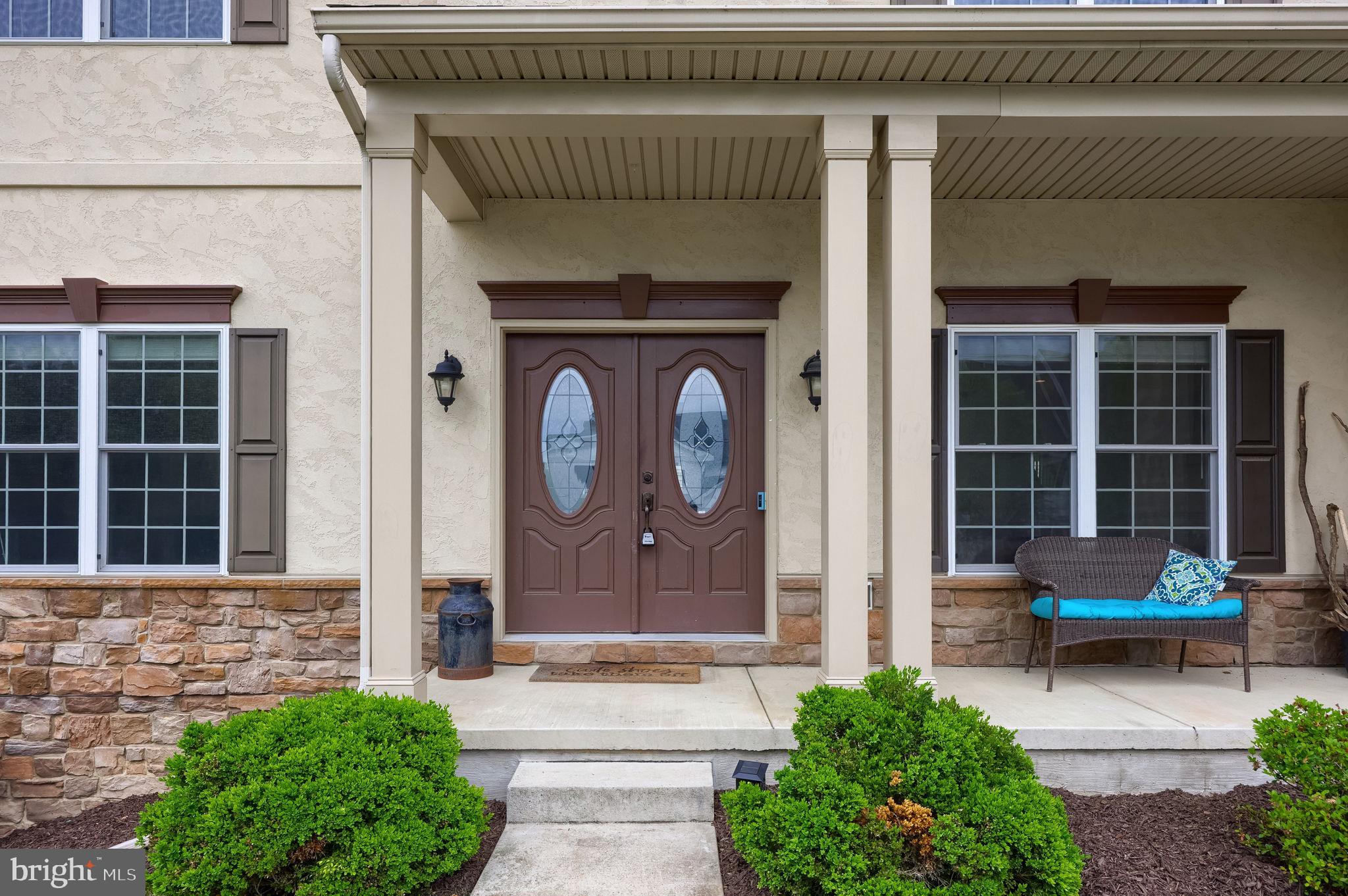336 Royal Hunt Way Lititz, PA 17543 - Photo 4 of 68