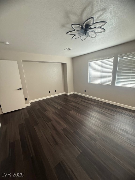 6409 Wild Chive Avenue Las Vegas, NV 89122 - Photo 11 of 22