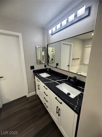 $2,400 | 6409 Wild Chive Avenue, Las Vegas, NV 89122