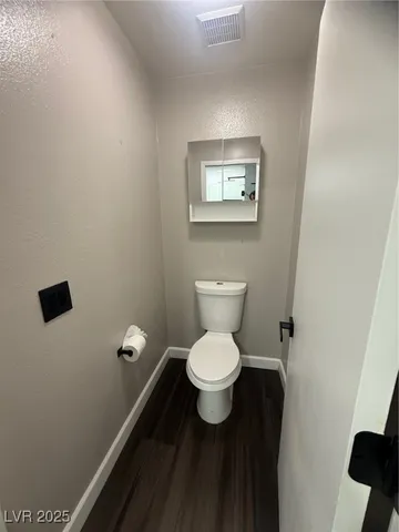 $2,400 | 6409 Wild Chive Avenue, Las Vegas, NV 89122