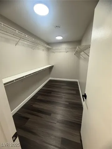 $2,400 | 6409 Wild Chive Avenue, Las Vegas, NV 89122