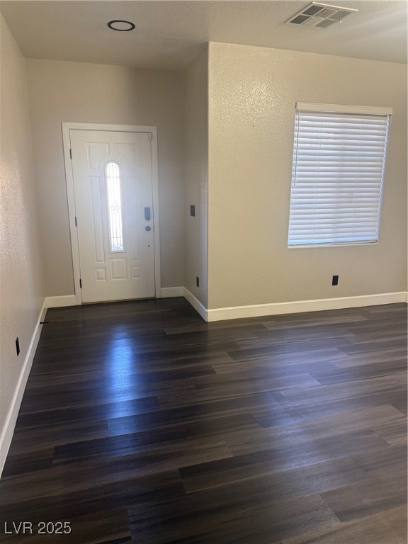 6409 Wild Chive Avenue Las Vegas, NV 89122 - Photo 4 of 22