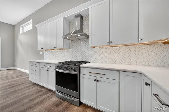 $594,900 | 525 Ryehill Dr Street, St. Peters, MO 63376