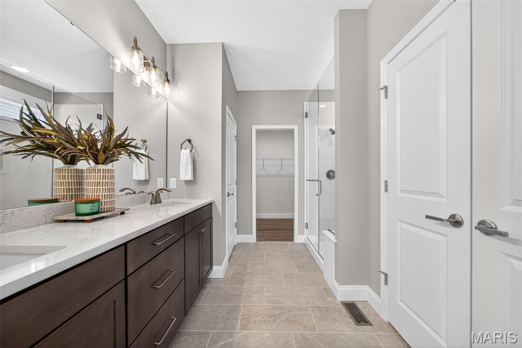 525 Ryehill Dr Street St. Peters, MO 63376 - Photo 18 of 29