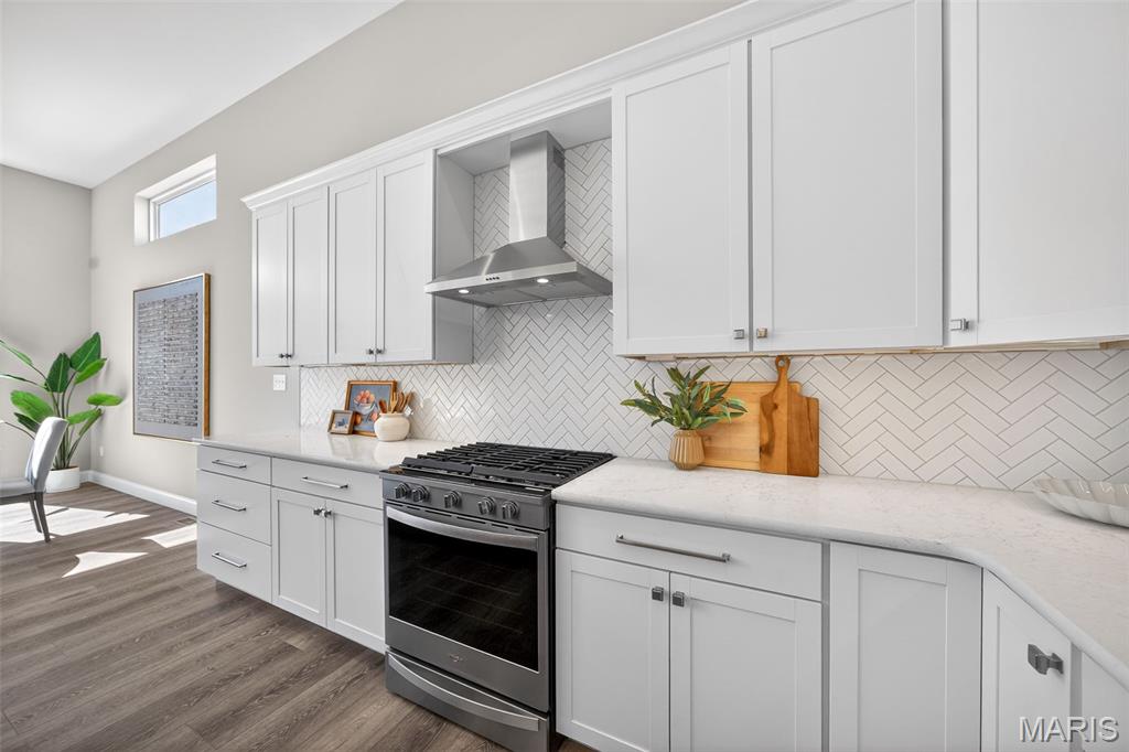 525 Ryehill Dr Street St. Peters, MO 63376 - Photo 3 of 29