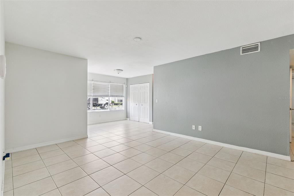 5112 Conroy Road, Unit 311 Orlando, FL 32811 - Photo 4 of 16